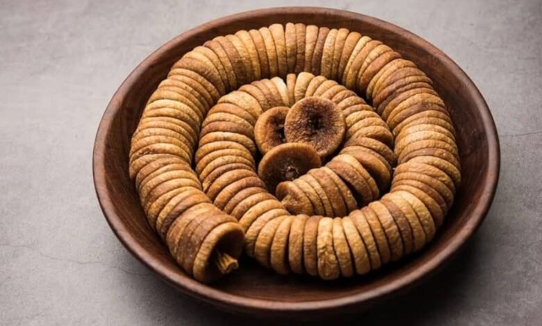 Anjeer Empty Stomach In Morning: रोज़ाना खाली पेट सूखे अंजीर खाने के 5 जबरदस्त फायदे, जो आपकी सेहत बनाए मजबूत