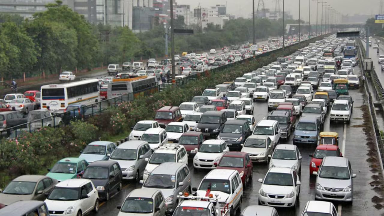 जम्मू-कश्मीर में वाहन धोखाधड़ी रोकने नए नियम लागू, बिना अनुमति वाहन डीलर पर होगी सख्त कार्रवाई