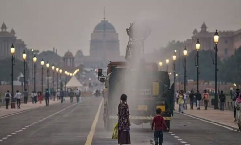 Delhi Pollution Increasing Risk At Home: दिल्ली-एनसीआर में प्रदूषण ने बढ़ाई दिमागी बीमारियों का खतरा, डॉक्टर ने बताई सावधानियां