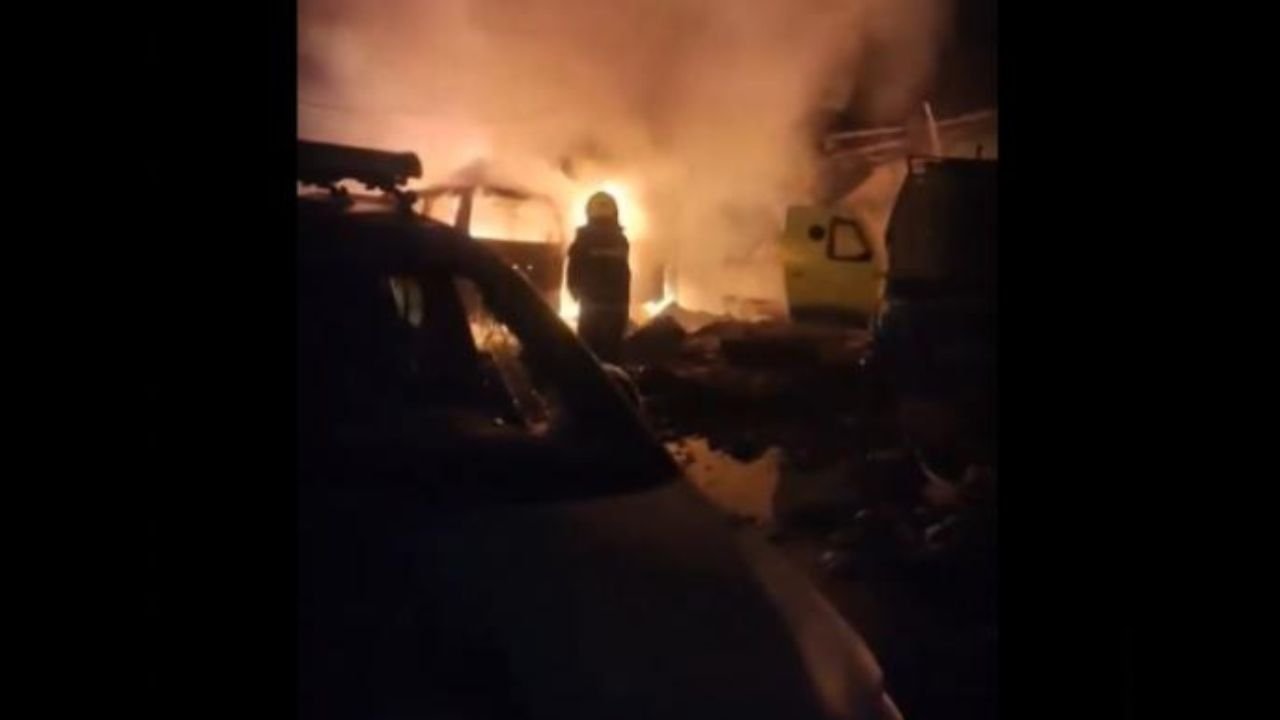 Naugam Blast: नौगाम विस्फोट के बाद थाना क्षेत्र पूरी तरह सील, फोरेंसिक टीम ने जांच शुरू कर दी