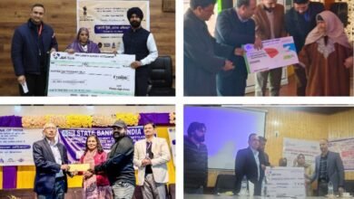 J&K News: जम्मू कश्मीर में लाखों भूली पड़ी रकम का खुलासा, कैंप में लोगों को मिली अपनी ही पूंजी