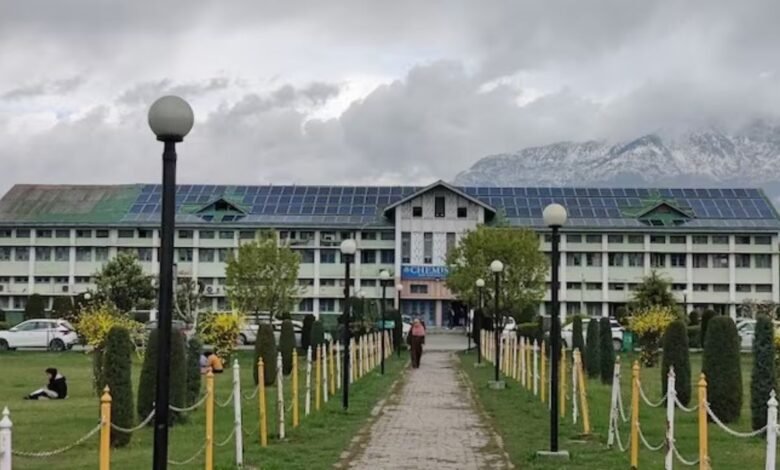 Kashmir University में शैक्षणिक सत्र 2025 के लिए गेस्ट फैकल्टी पदों पर चयन प्रक्रिया शुरू, जल्द करें आवेदन