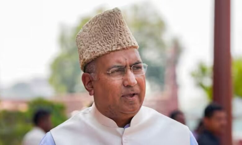 J&K News: कश्मीरी युवाओं ने दिया पाकिस्तान को जवाब, गुलाम अली खाताना- बोले कश्मीरी युवा पाकिस्तान को ठुकरा कर चुन रहे हैं शांति