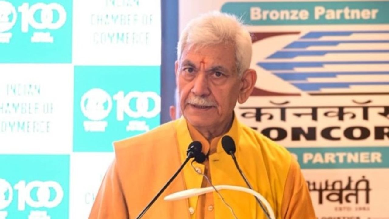 J&K News: कश्मीर में राहत की किरण! 521 परिवारों को मिलेंगे आधुनिक सुविधाओं वाले नए मकान, एलजी का बड़ा फैसला