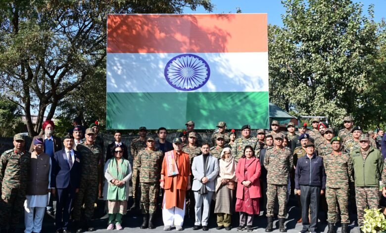Vijay Diwas - Lieutenant Governor Sinha unveils 108-ft high mast National Flag at Kachrial