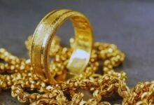 Gold loan vs Selling gold: गोल्ड लोन या गोल्ड बेचना? एक छोटी गलती बना सकती है बड़ा आर्थिक नुकसान—क्या है सही विकल्प?