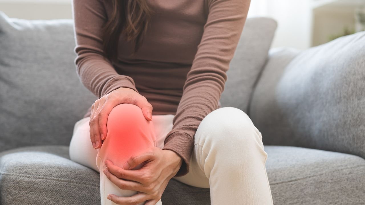 Health Tips: ठंड आते ही पुराने घाव क्यों देने लगते हैं दर्द? जानिए डॉक्टर की अहम चेतावनी और उपाय