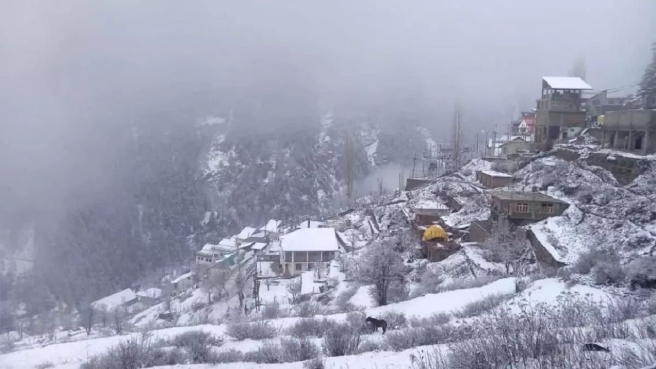 Jammu-Kashmir: कश्मीर में ठंड ने तोड़ा रिकॉर्ड, लगातार गिरता पारा क्या नए न्यूनतम तक पहुंचेगा?