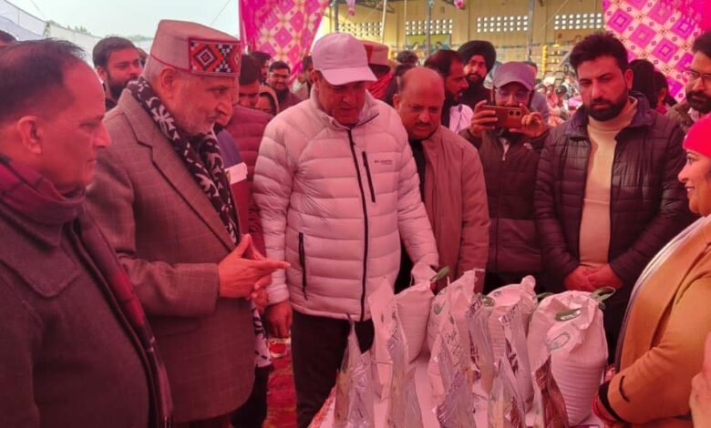 MLA Sham Lal Sharma today conducted an on-spot inspection of various Self Help Groups being run by the Millionaire Lakhpati Didis in Jammu