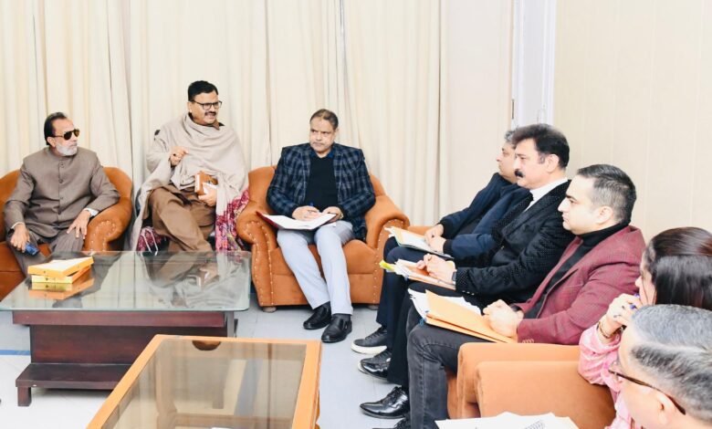 Udhampur delegation meets Jal Shakti Minister_ seeks resolution of drinking water issues-3