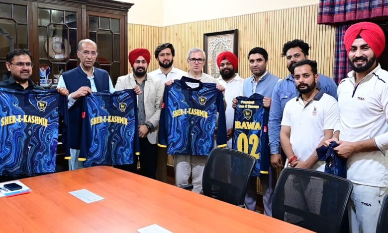 CM Omar Abdullah unveils Sher-i-Kashmir Cricket Club jersey-17-1