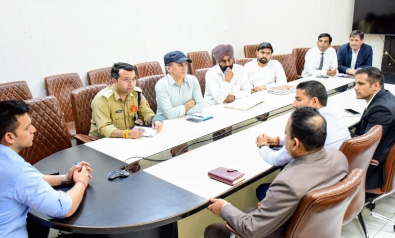 DC Jammu reviews availability of commercial LPG