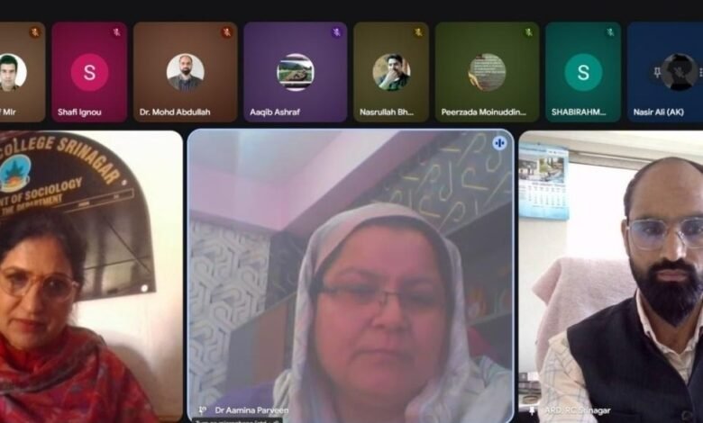 IGNOU Srinagar organises students’ discussion forum on Nari Shakti Vandan Adhiniyam