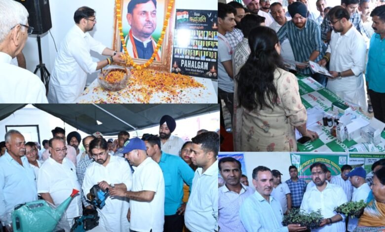 Satish Sharma attends Village Mela at Thanger_ pays tribute to former MP-22