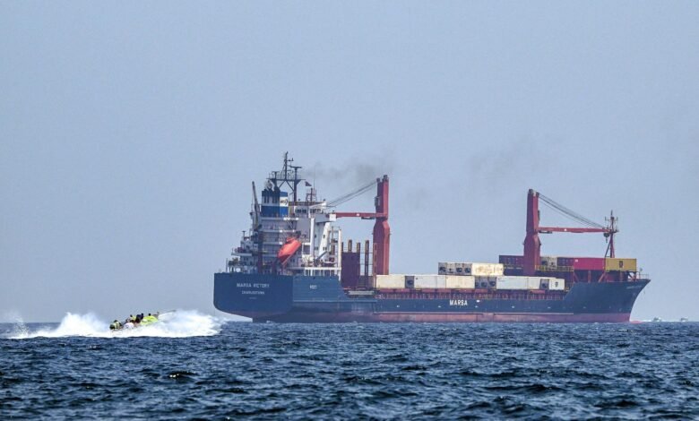 us-iran-conflict-news-strait-of-hormuz