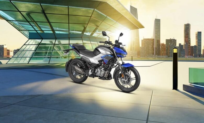 Modern 125cc motorcycle with ABS, digital display, ride modes and advanced safety technology features for daily riders in India
