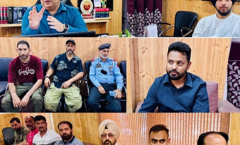 Bhaderwah Traffic समस्या को लेकर अधिकारियों की बैठक