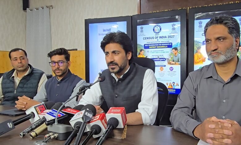 Officials briefing media about Census 2027 Baramulla digital survey preparations