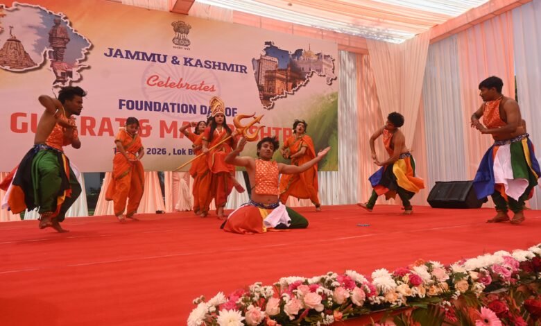 Gujarat, Maharashtra Foundation day at Lok Bhavan2