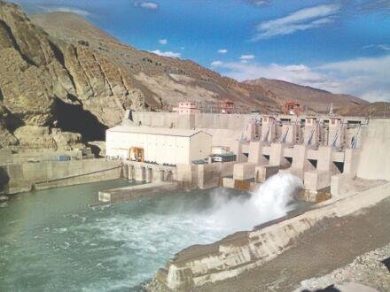 Ladakh infrastructure development meeting LG Saxena with ministers in Delhi