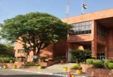 जम्मू-कश्मीर हाई कोर्ट की इमारत, जहां J&K Court Summer Vacation को लेकर summer zone courts के लिए छुट्टियों का notification जारी किया गया