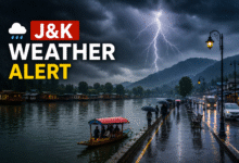 Kashmir में बारिश, thunderstorm और lightning को लेकर जारी J&K Weather Alert की प्रतीकात्मक तस्वीर