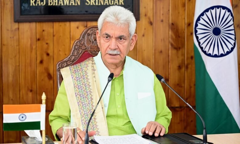 Drug Free Jammu Kashmir meeting me LG Manoj Sinha officials ke sath review karte hue