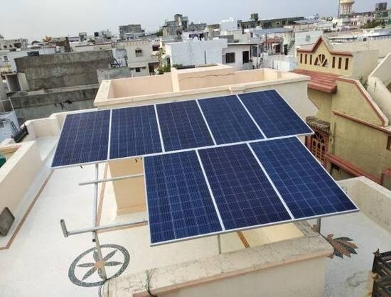 Discussion on rooftop solar installations under PM Surya Ghar Samba scheme