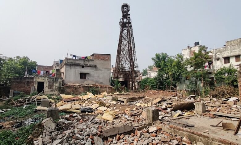 Bihar Mobile Tower Mystery: बक्सर के डुमरांव में 132 फीट telecom tower गायब होने के मामले की तस्वीर
