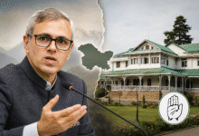 Omar Abdullah Meeting को लेकर बढ़ी राजनीतिक चर्चा, Gupkar बैठक और Congress को निमंत्रण न मिलने से जुड़े घटनाक्रम का प्रतीकात्मक दृश्य।