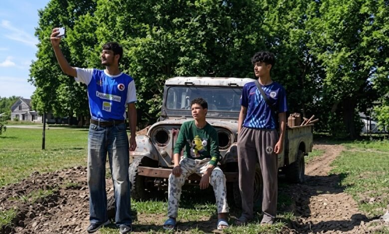 Waste to Wonder Garden at Polo Ground Park Srinagar made from recycled tyres, old vehicles and eco-friendly installations