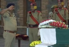 Anantnag Terror Attack security forces pay tribute to Head Constable Ashiq Hussain Qureshi