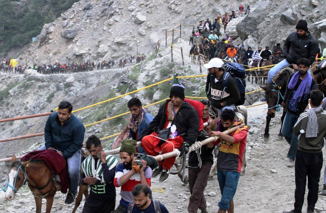 Chandanwari boulder incident on Amarnath Yatra route where labourer lost his life