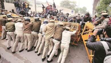 Delhi Protest Clash near Parliament Street during protest march