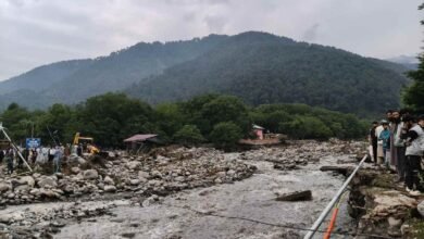 Pahalgam Cloudburst Rescue operation saving tourists after flash flood