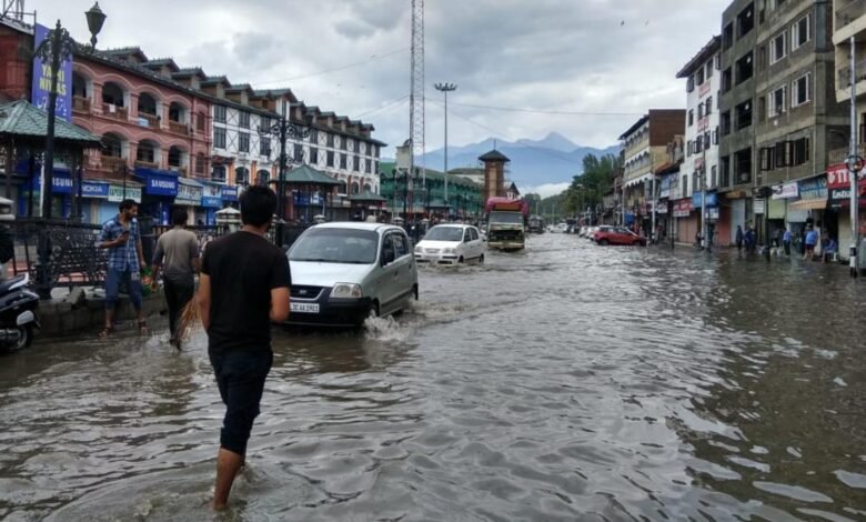 Srinagar Rain Update showing waterlogged roads after heavy rainfall