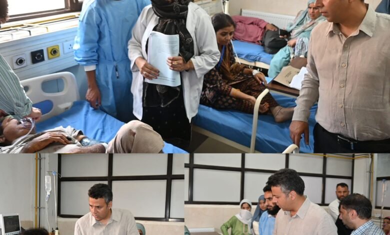 Bijbehara Road Accident injured pilgrims at GMC Anantnag