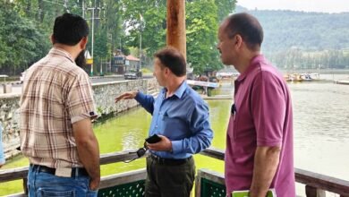 Dal Lake Cleaning SKICC Lalit Ghat