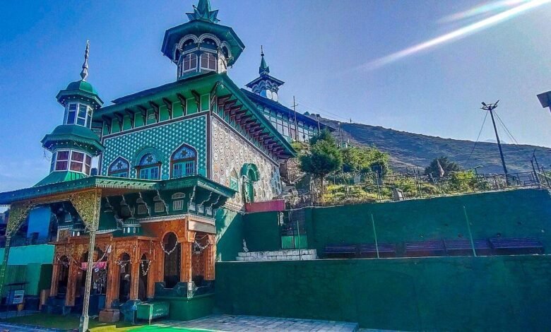Anantnag Heritage Projects for restoration of Ziyarat Sharief Khiram and Shiv Mandir Thajiwara