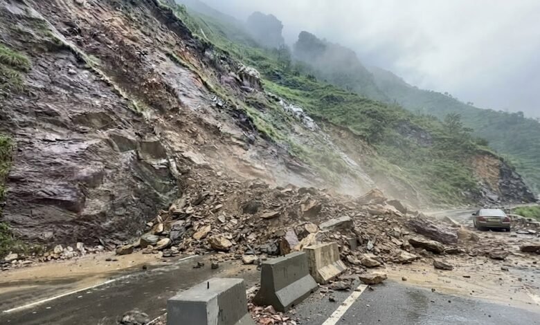 SSG Road reopened after landslides cleared